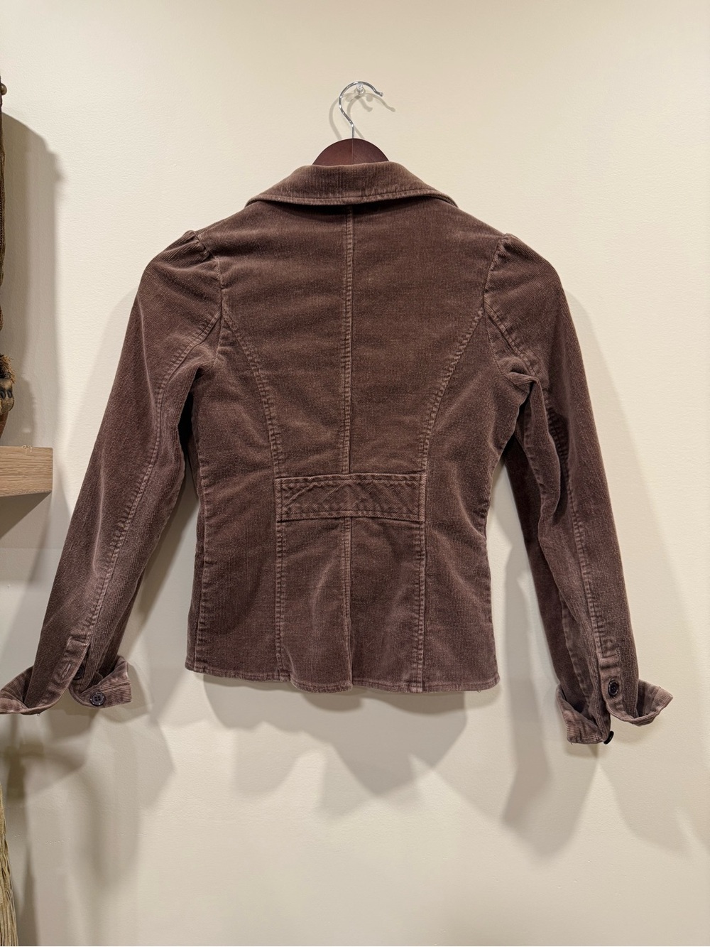 Blazer - Picture 3 of 4